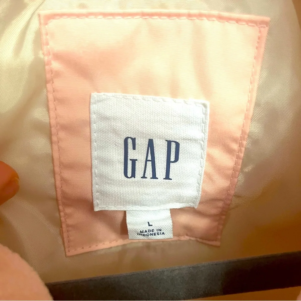 Gap Large Vest - Picture 2 of 3